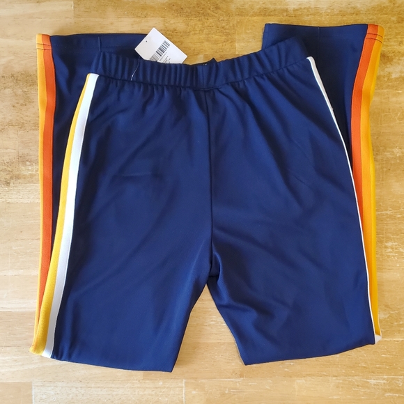 🎉3/$39 🆕️ Forever 21 Wilson Track Pants - Picture 3 of 5